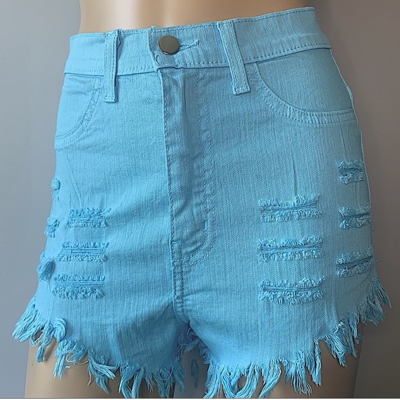 NEW WITH TAGS FASHIONNOVA BLUE FRILL HIGH RISE RIPPED JEAN SHORTS SIZE MEDIUM - Picture 3 of 6